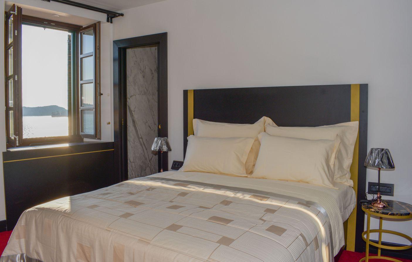 King Kresimir Heritage Hotel (Adults Only) Шибеник Экстерьер фото